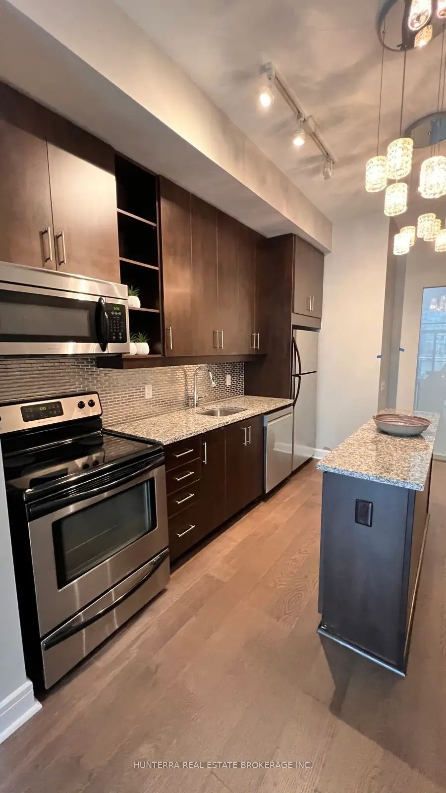 112 George Street, Toronto, ON M5A 2M5 photo 2