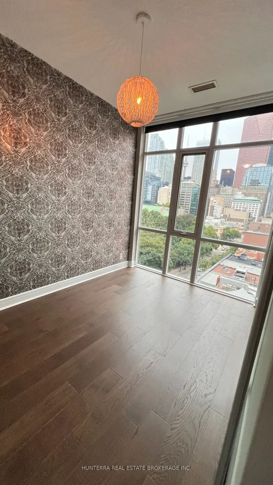 112 George Street, Toronto, ON M5A 2M5 photo 4