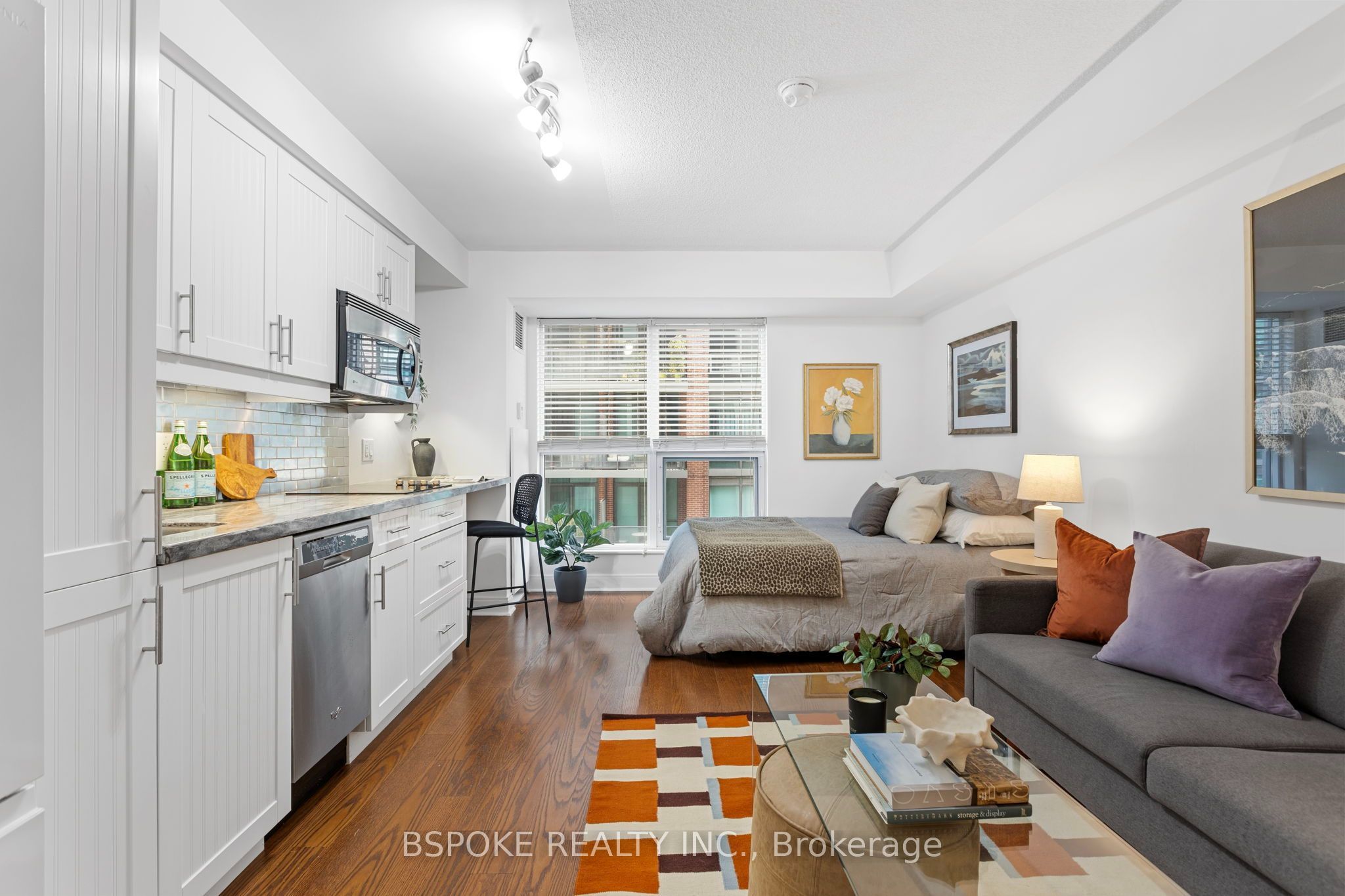 1 Scott Street 709, Toronto, ON M5E 1A1 photo 4