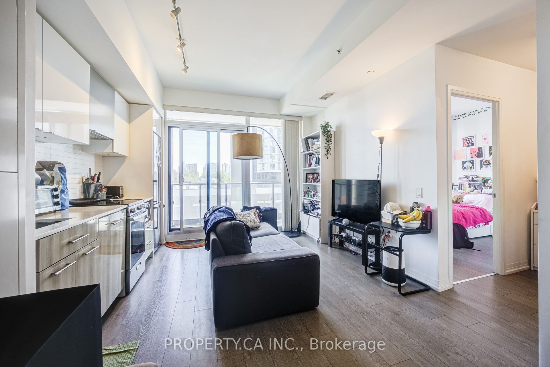 251 Jarvis Street 403, Toronto, ON M5B 0C3