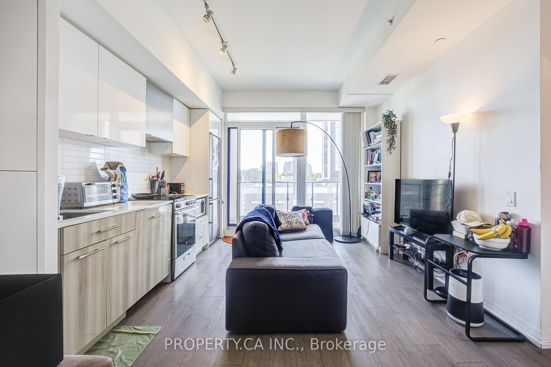 251 Jarvis Street 403, Toronto, ON M5B 0C3 photo 3
