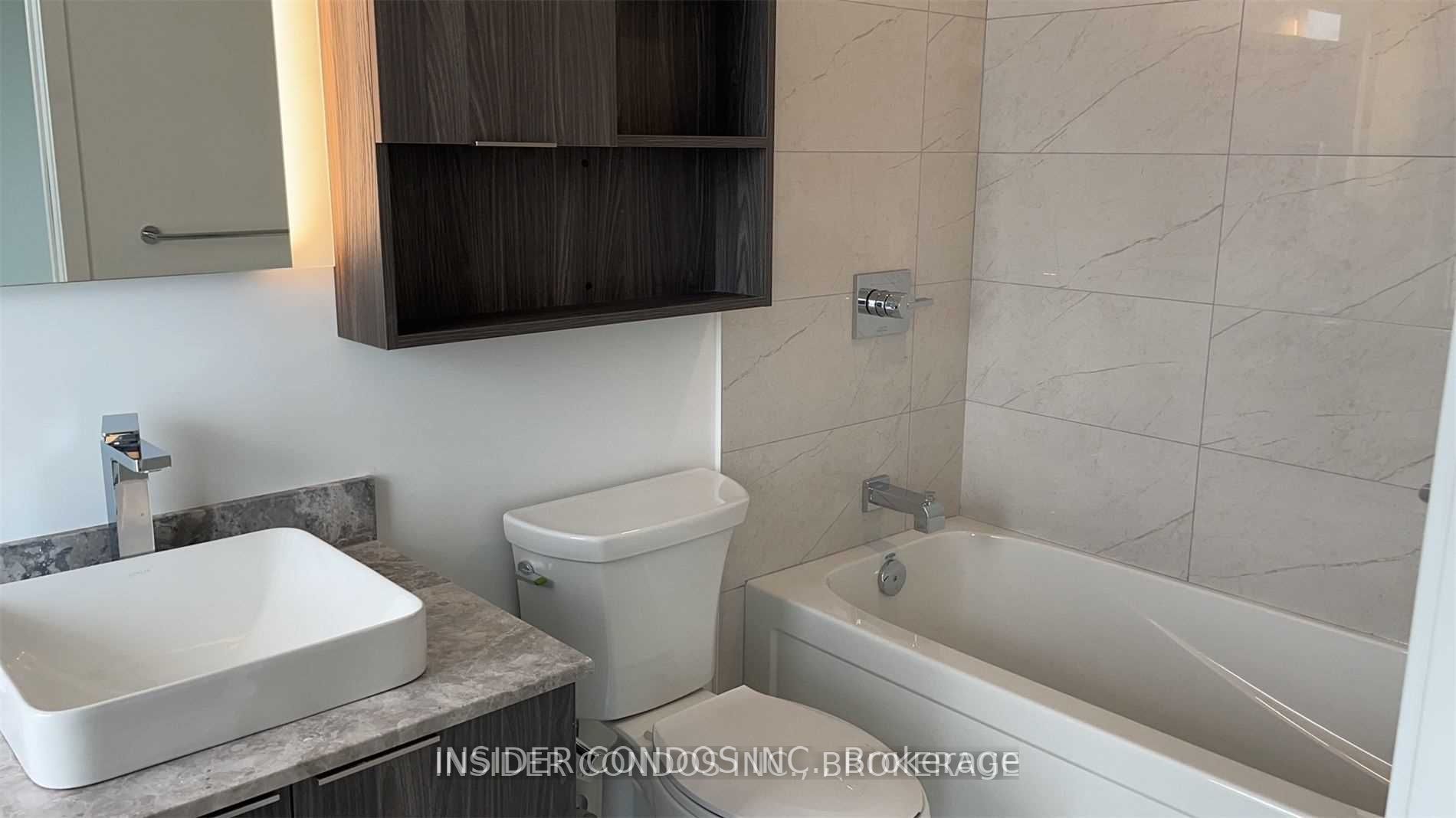 18 Maitland Terrace 2108, Toronto, ON M4Y 1Y3 photo 5