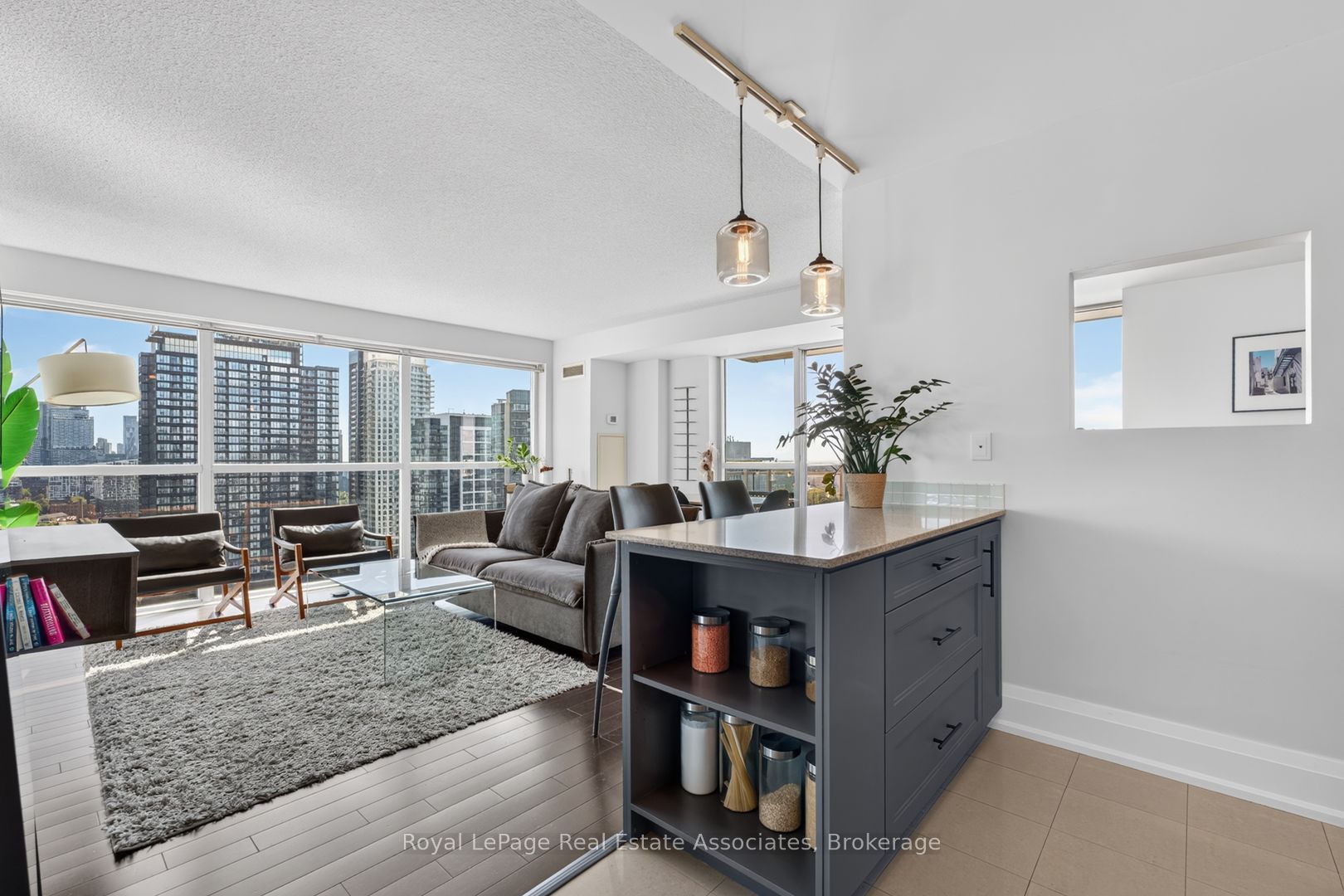 80 Western Battery Road 2210, Toronto, ON M6K 3S1 photo 5