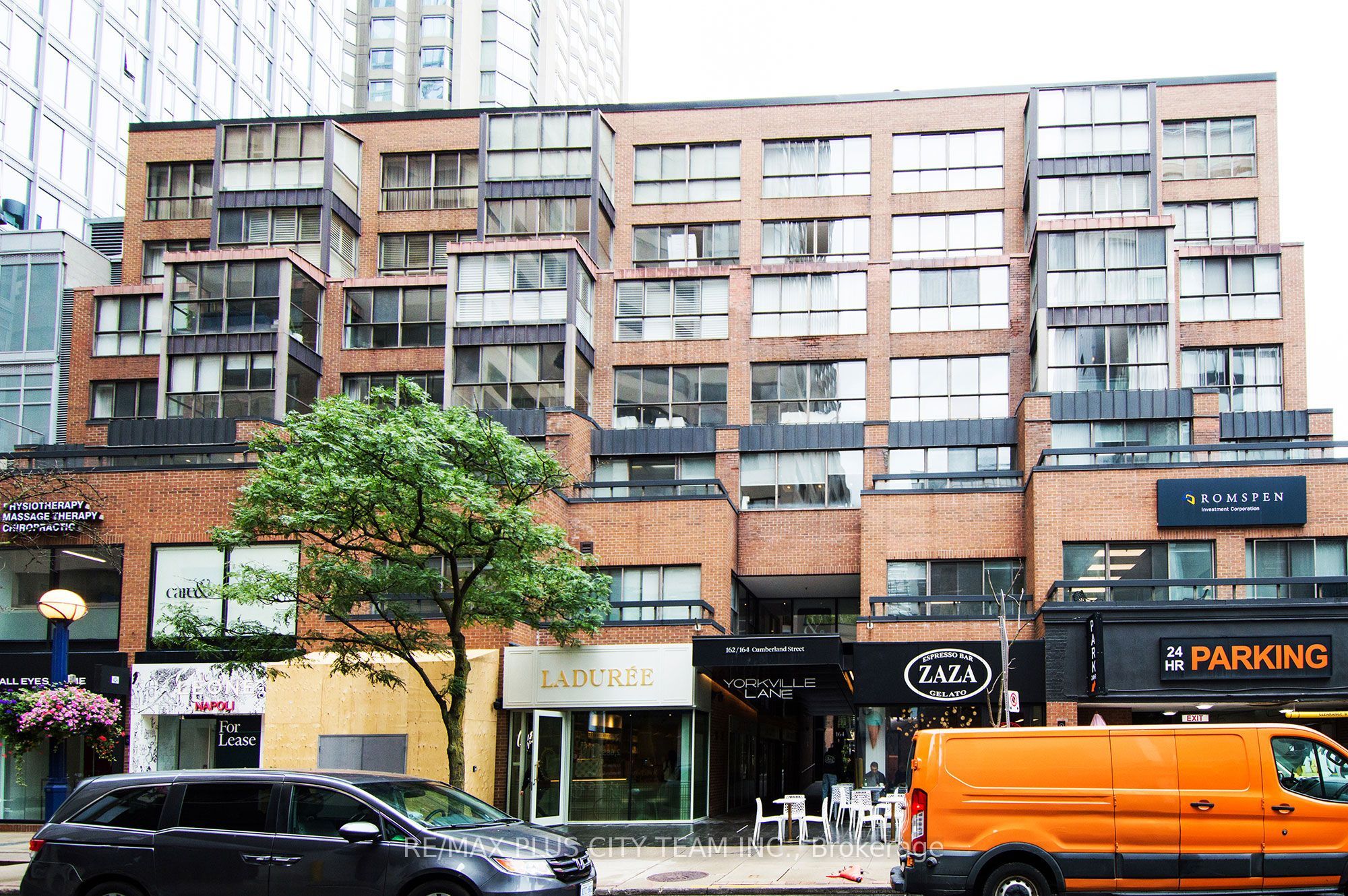 164 Cumberland Street 407, Toronto, ON M5R 1A8