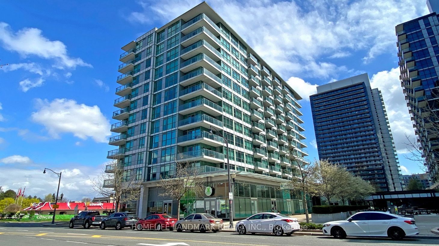 15 Singer Court 305, Toronto, ON M2K 0B1