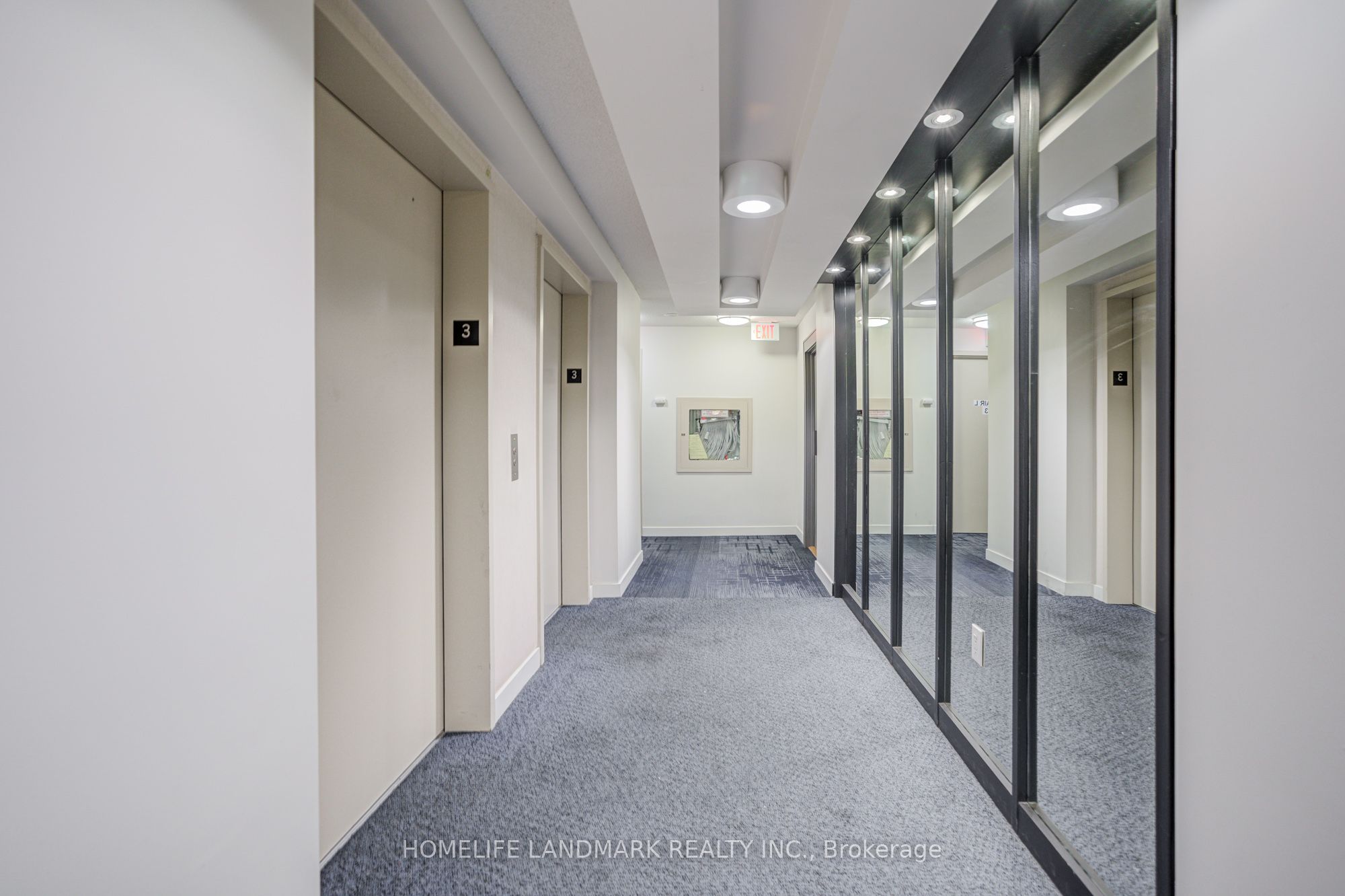 15 Singer Court 305, Toronto, ON M2K 0B1 photo 4