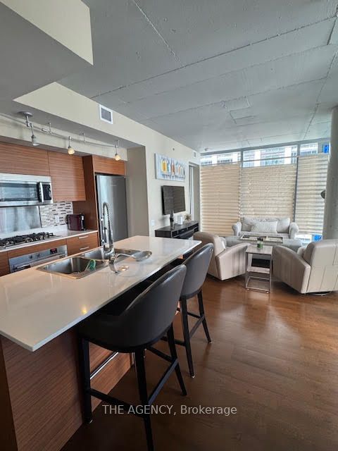 375 King Street W 3107, Toronto, ON M5V 1K1 photo 5