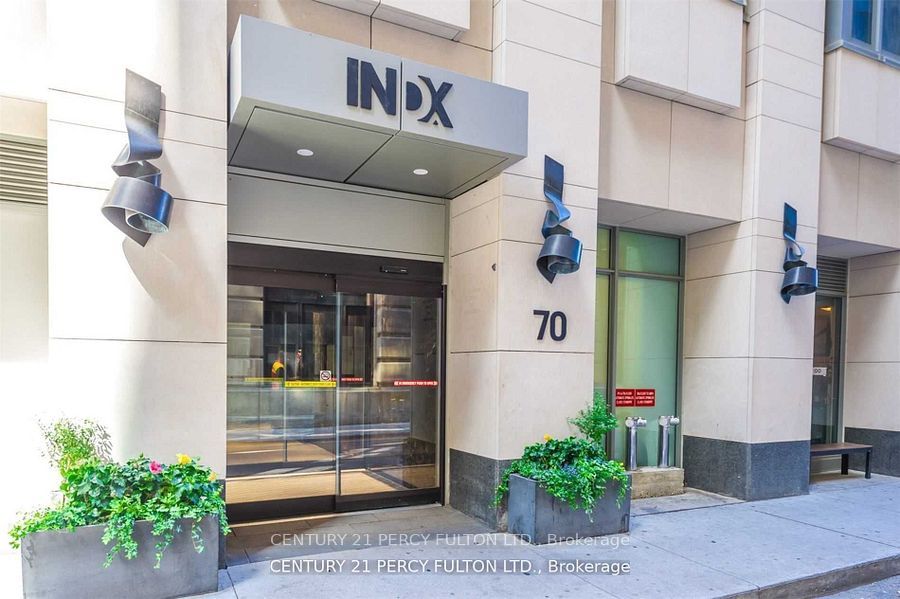 70 Temperance Street 4007, Toronto, ON M5H 4E8 photo 3