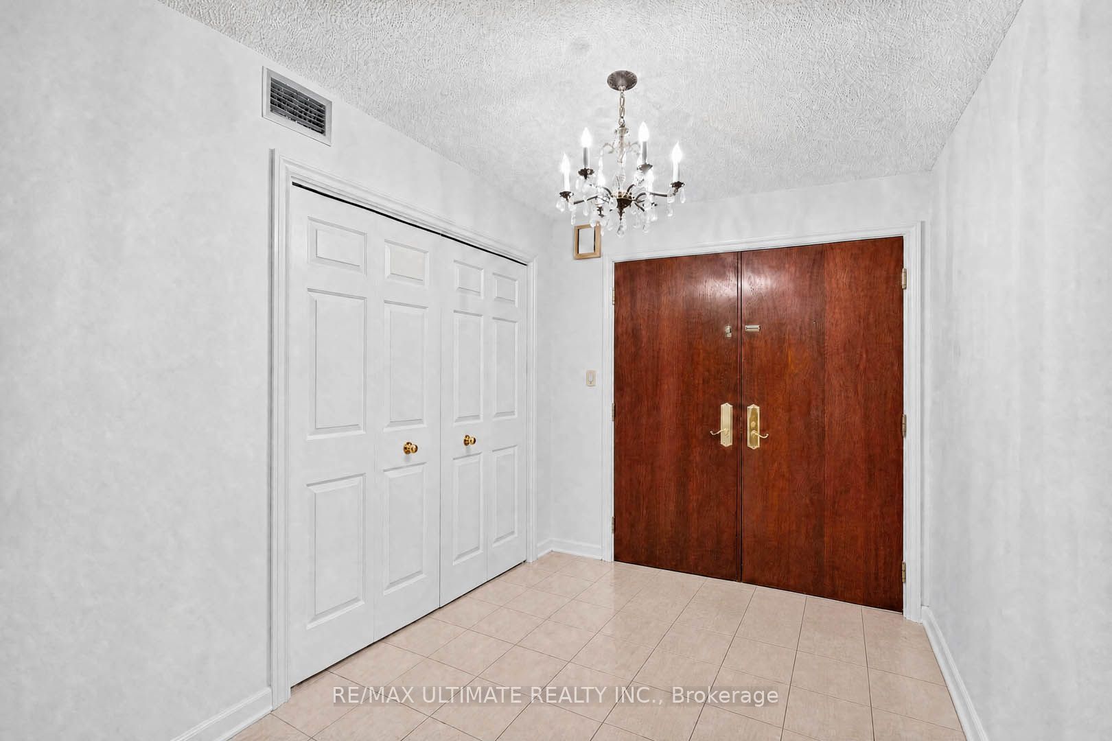 215 The Donway W 218, Toronto, ON M3B 3P5 photo 5