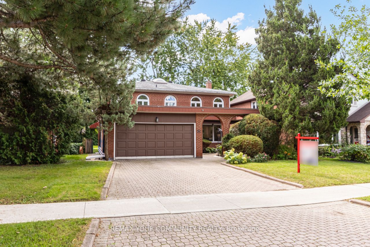 31 Clovercrest Road, Toronto, ON M2J 1Z5