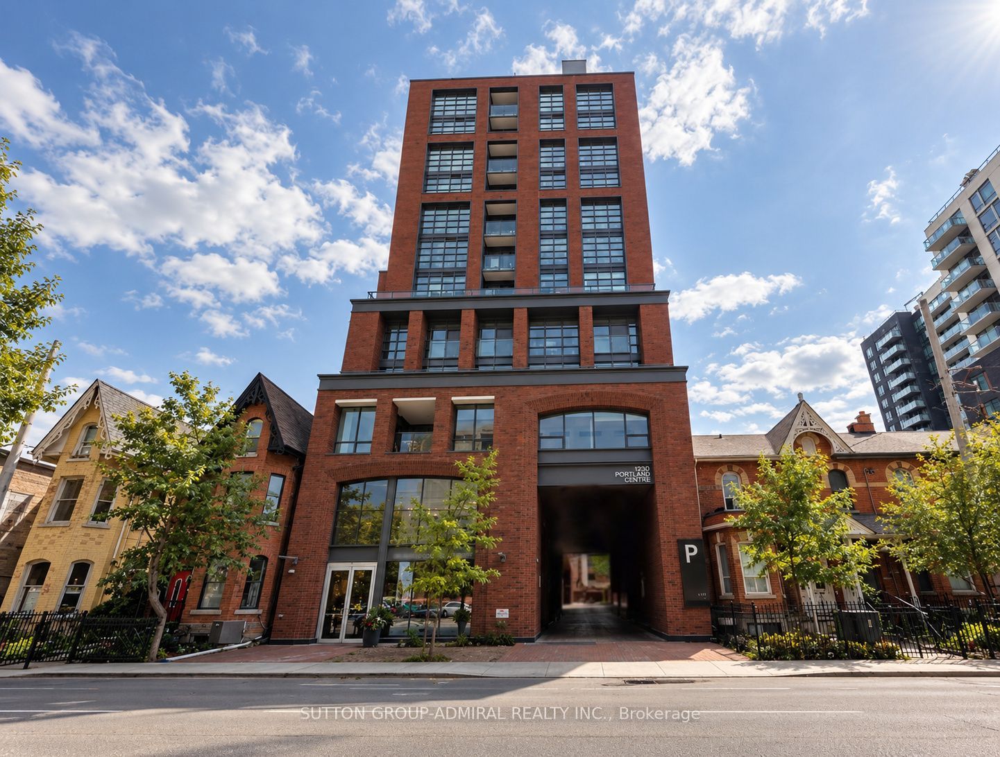 501 Adelaide Street W 1405, Toronto, ON M5V 1T4 photo 2