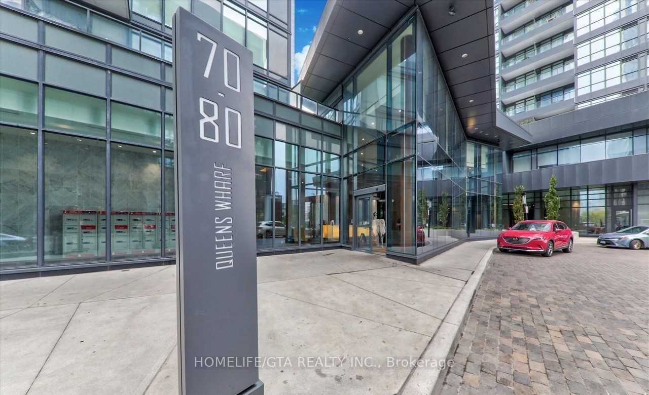 70 Queens Wharf Road 2305, Toronto, ON M5V 0J2 photo 2