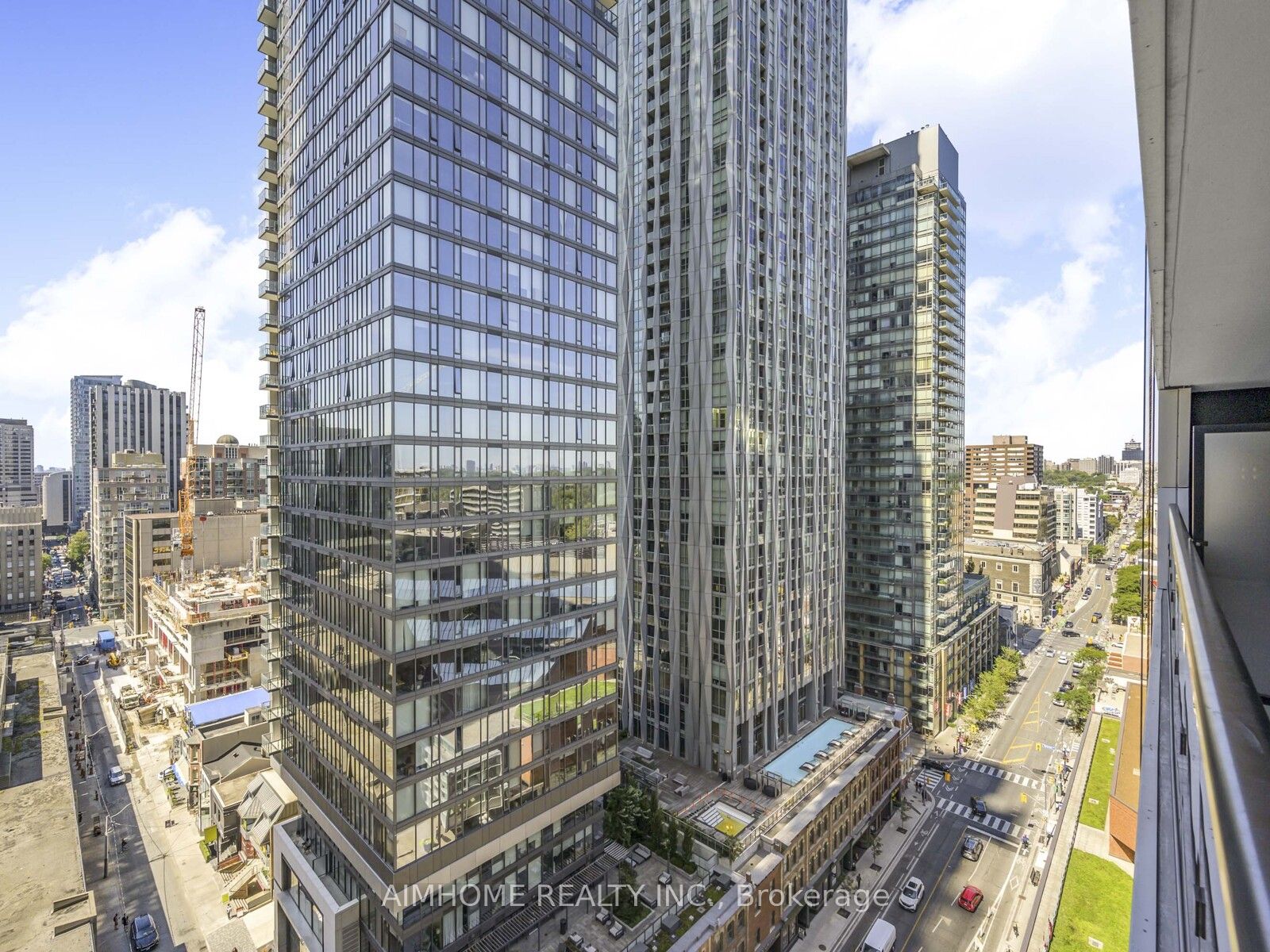 771 yonge Street 1901, Toronto, ON M4W 0B8