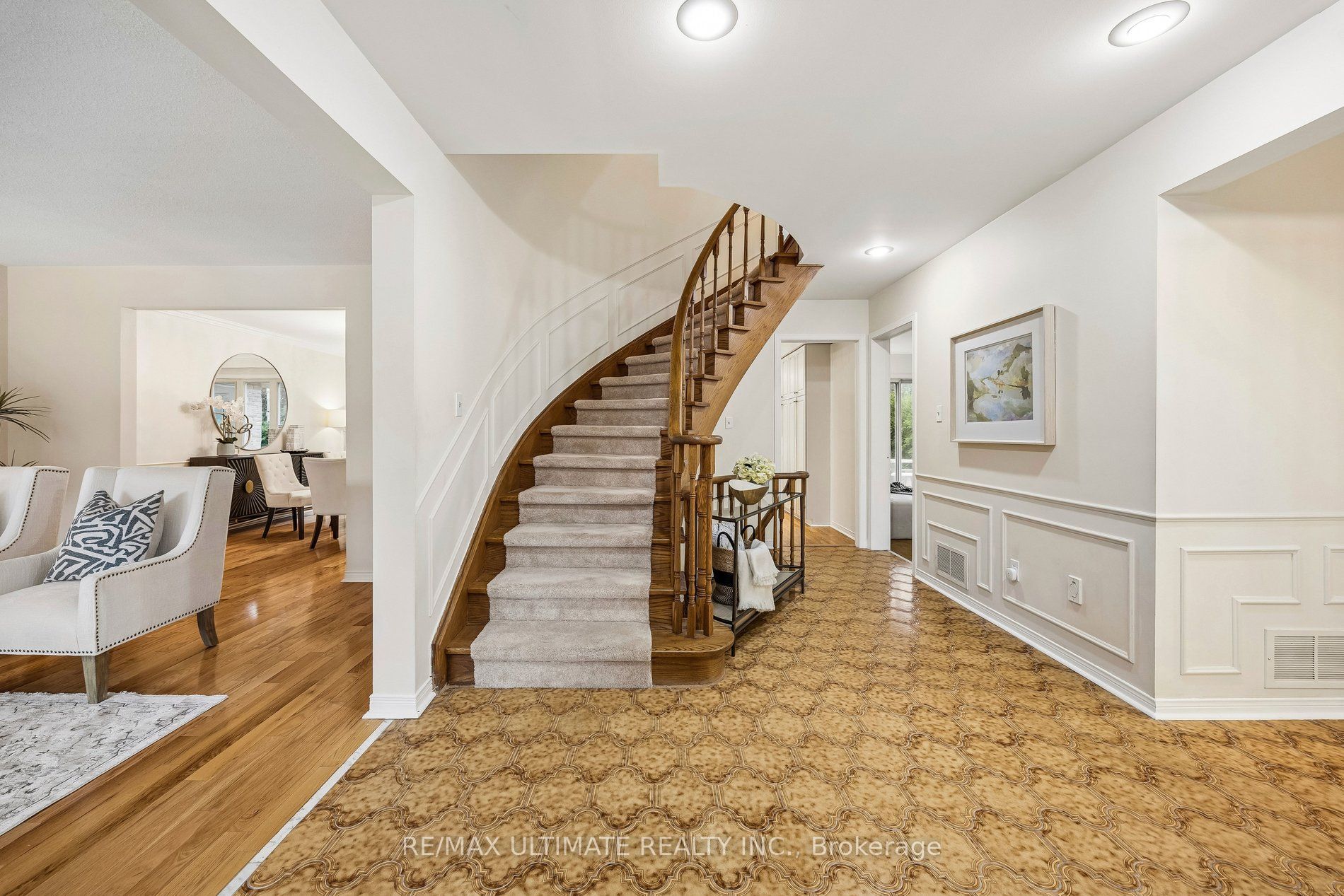 32 Saddletree Drive, Toronto, ON M2H 3L3 photo 2