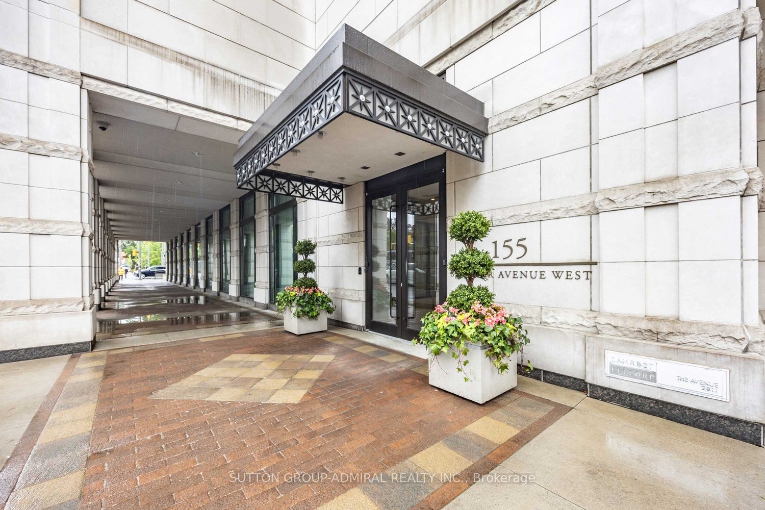 155 St Clair Avenue W 1801, Toronto, ON M4V 0A1 photo 2