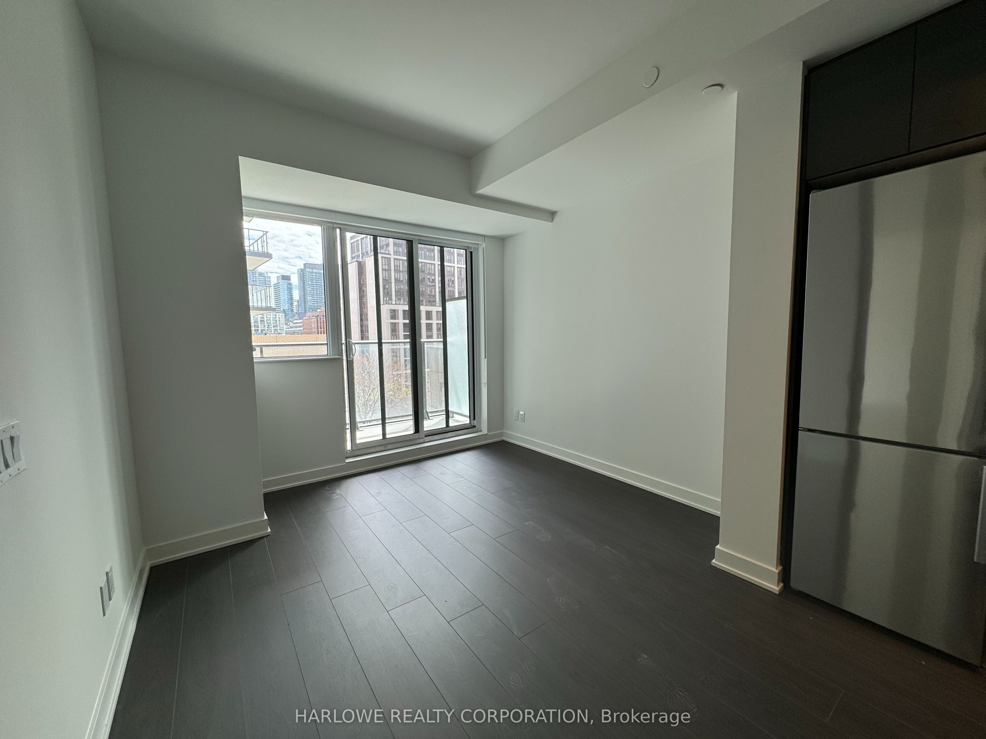 543 Richmond Street W 631, Toronto, ON M5V 0W9 photo 2