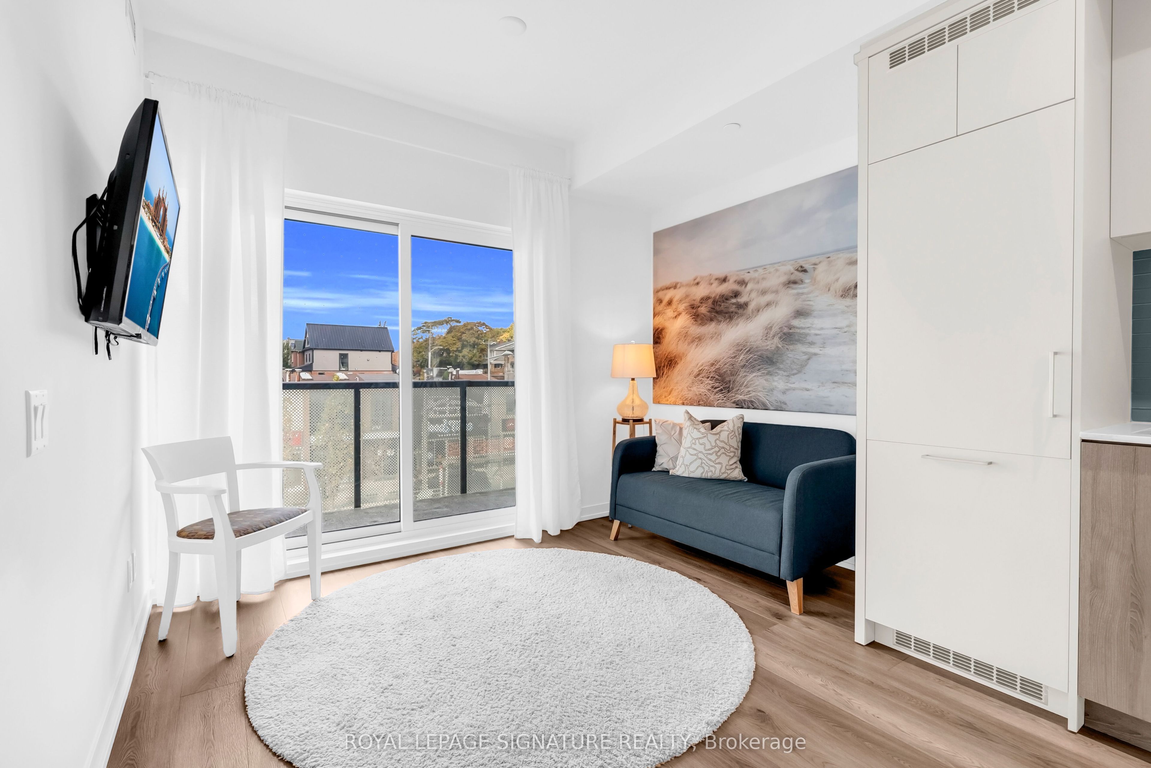 863 St.Clair Avenue W 212, Toronto, ON M6C 0B2 photo 4