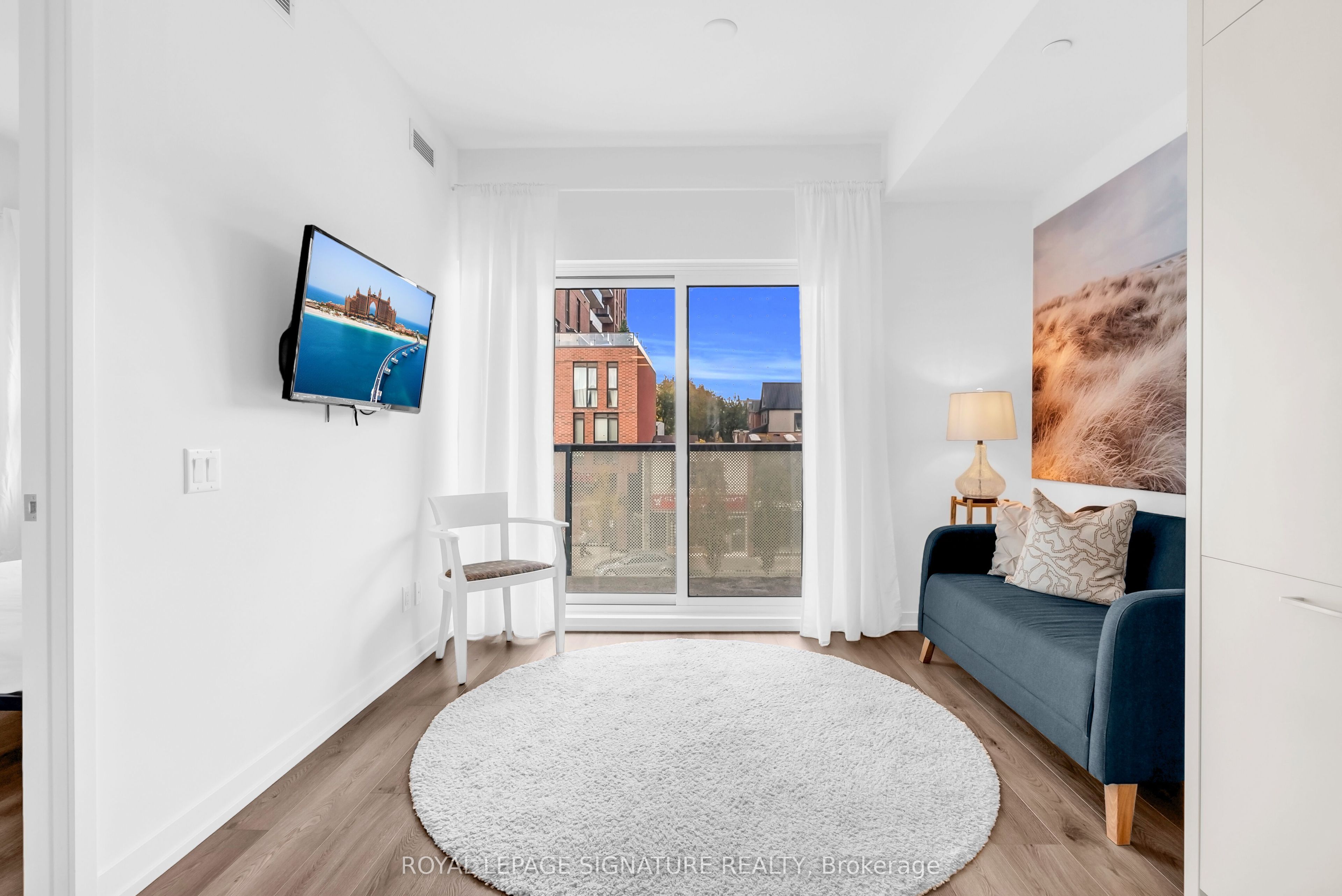 863 St.Clair Avenue W 212, Toronto, ON M6C 0B2 photo 5