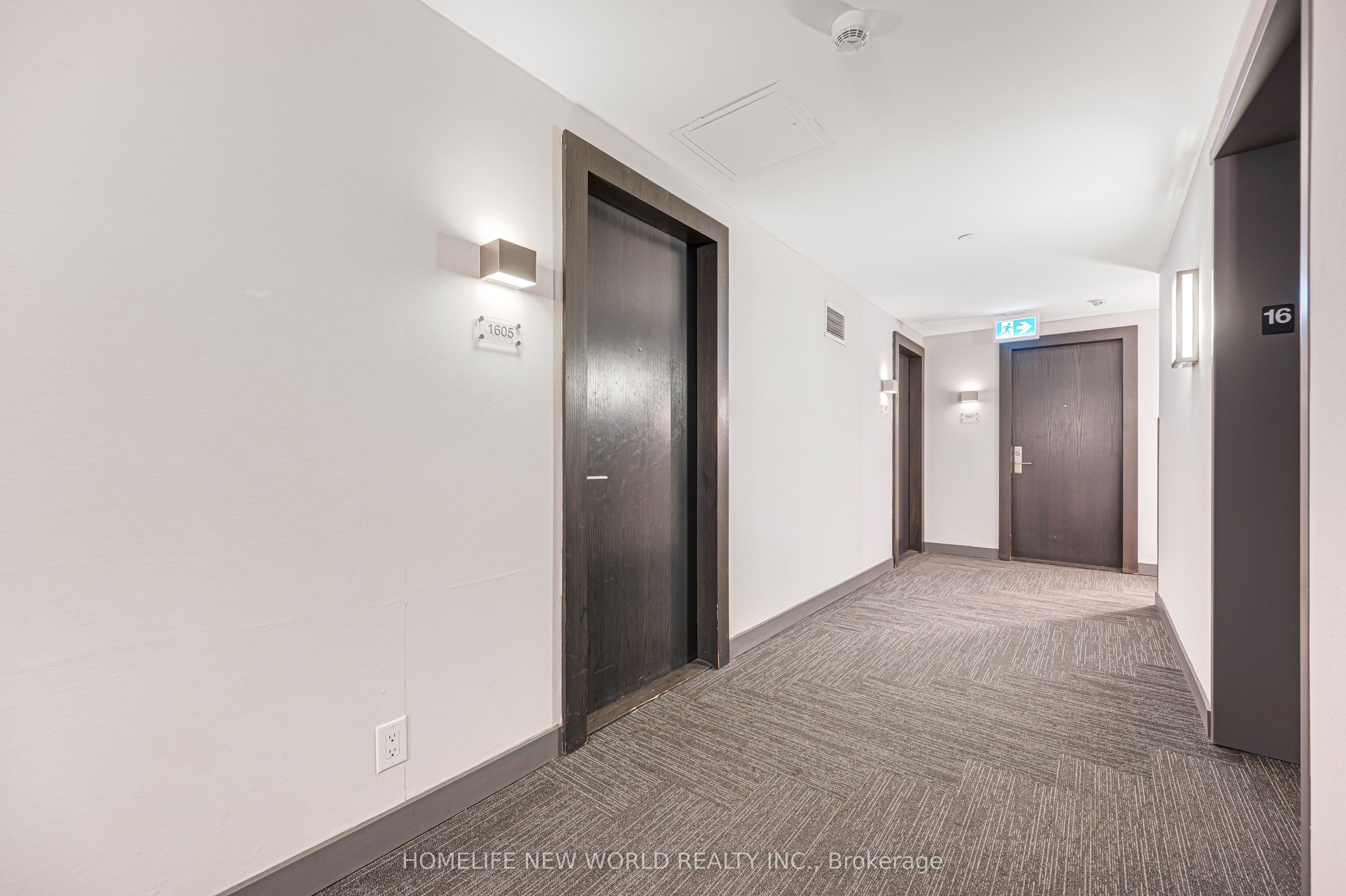 1815 Yonge Street 1605, Toronto, ON M4T 2A4 photo 4