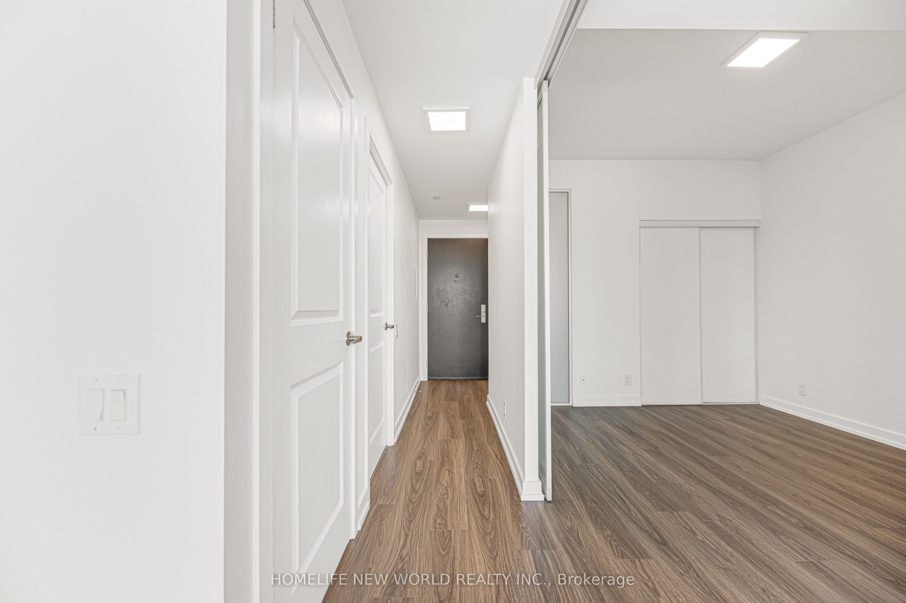 1815 Yonge Street 1605, Toronto, ON M4T 2A4 photo 5