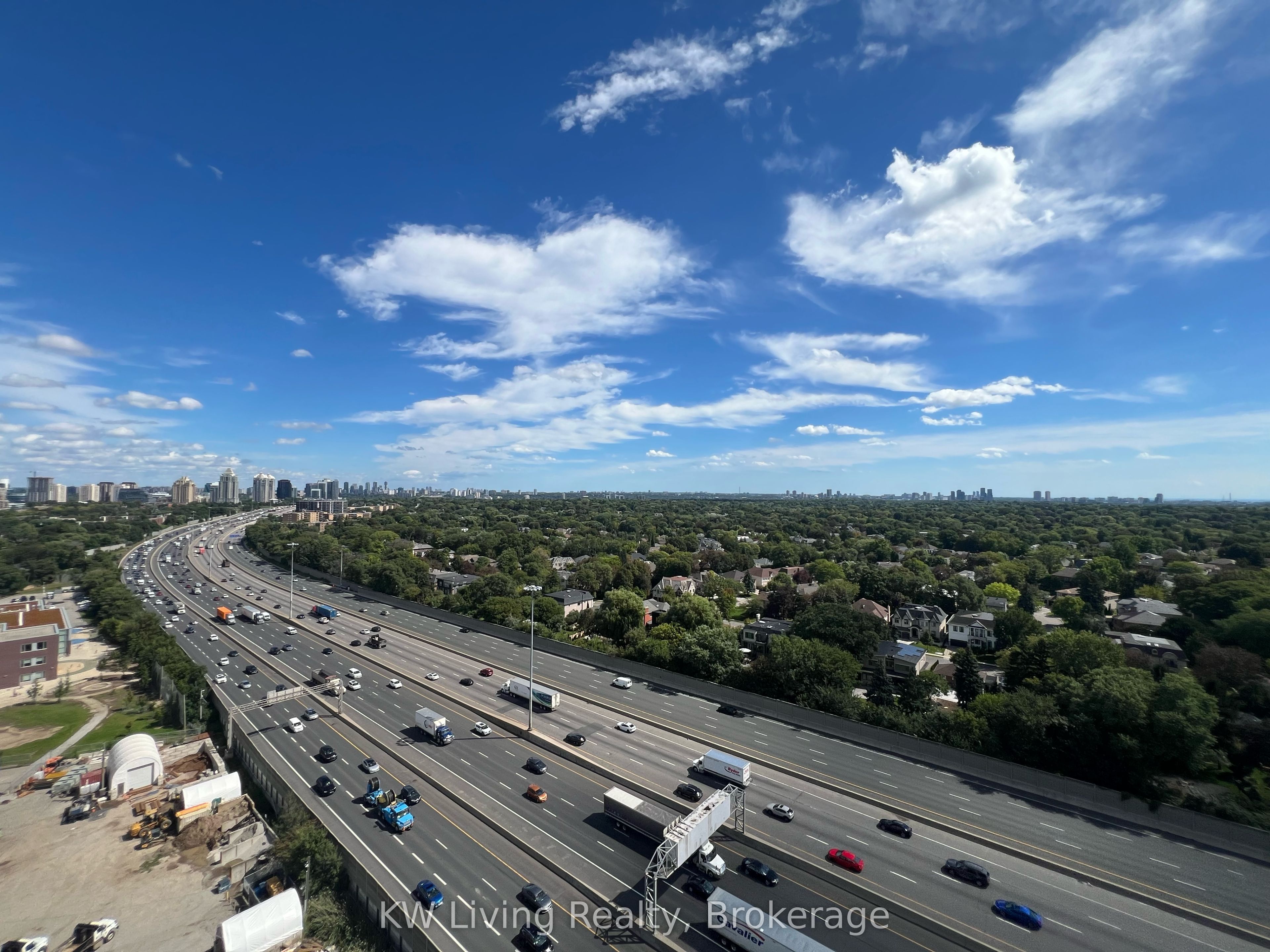 120 Harrison Garden Boulevard 1805, Toronto, ON M2N 0H1