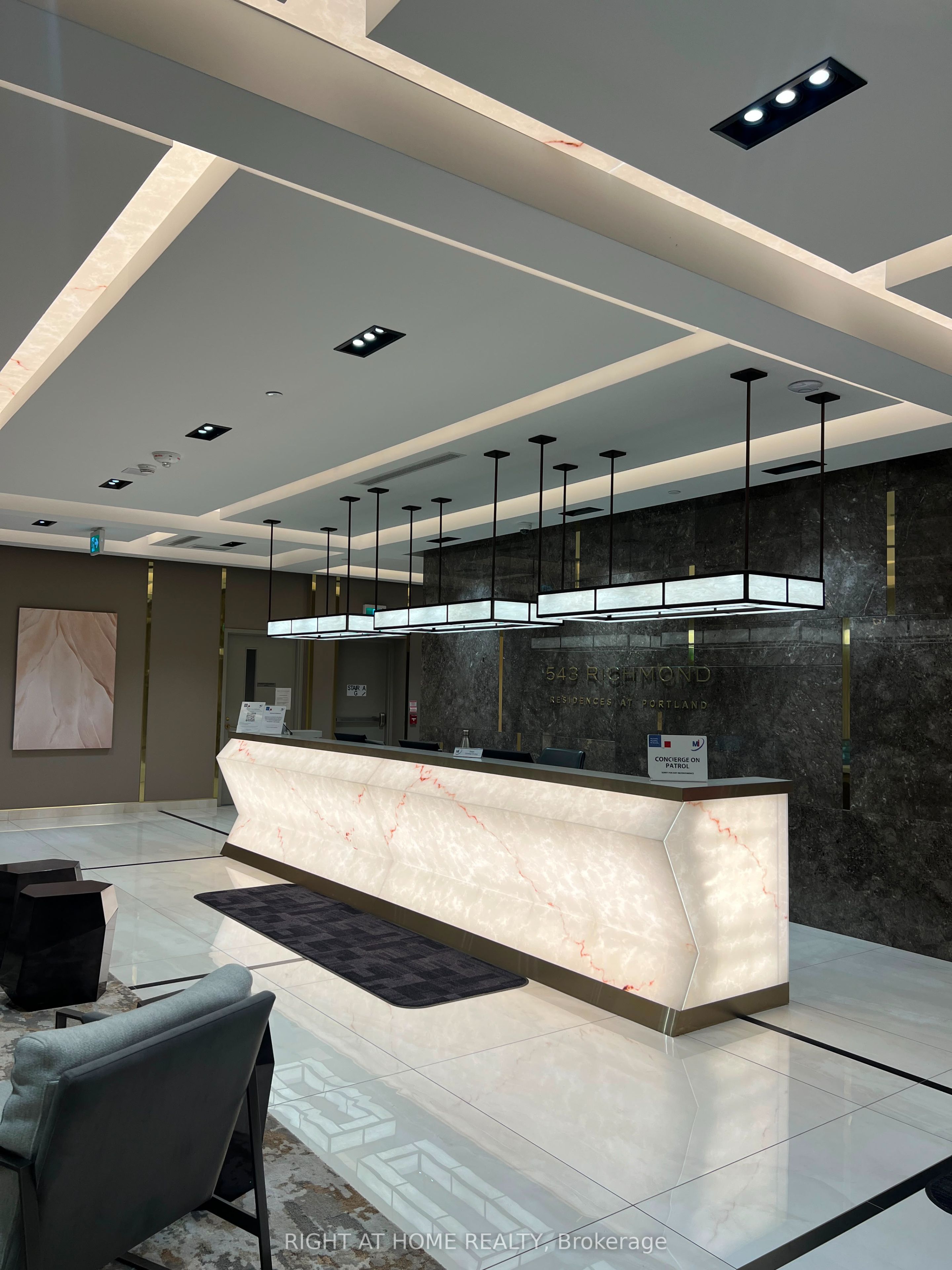 543 Richmond Street W 1007, Toronto, ON M5V 0W9