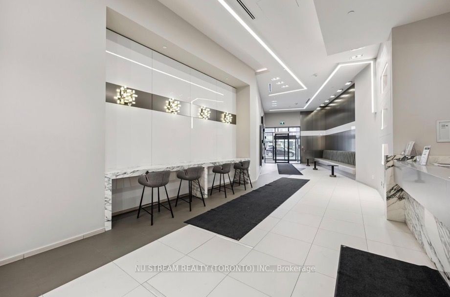 1603 Eglinton Avenue W 810, Toronto, ON M6E 0A1 photo 5