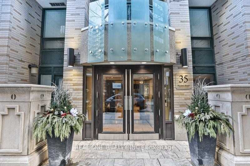 35 Hayden Street 204, Toronto, ON M4Y 3C3