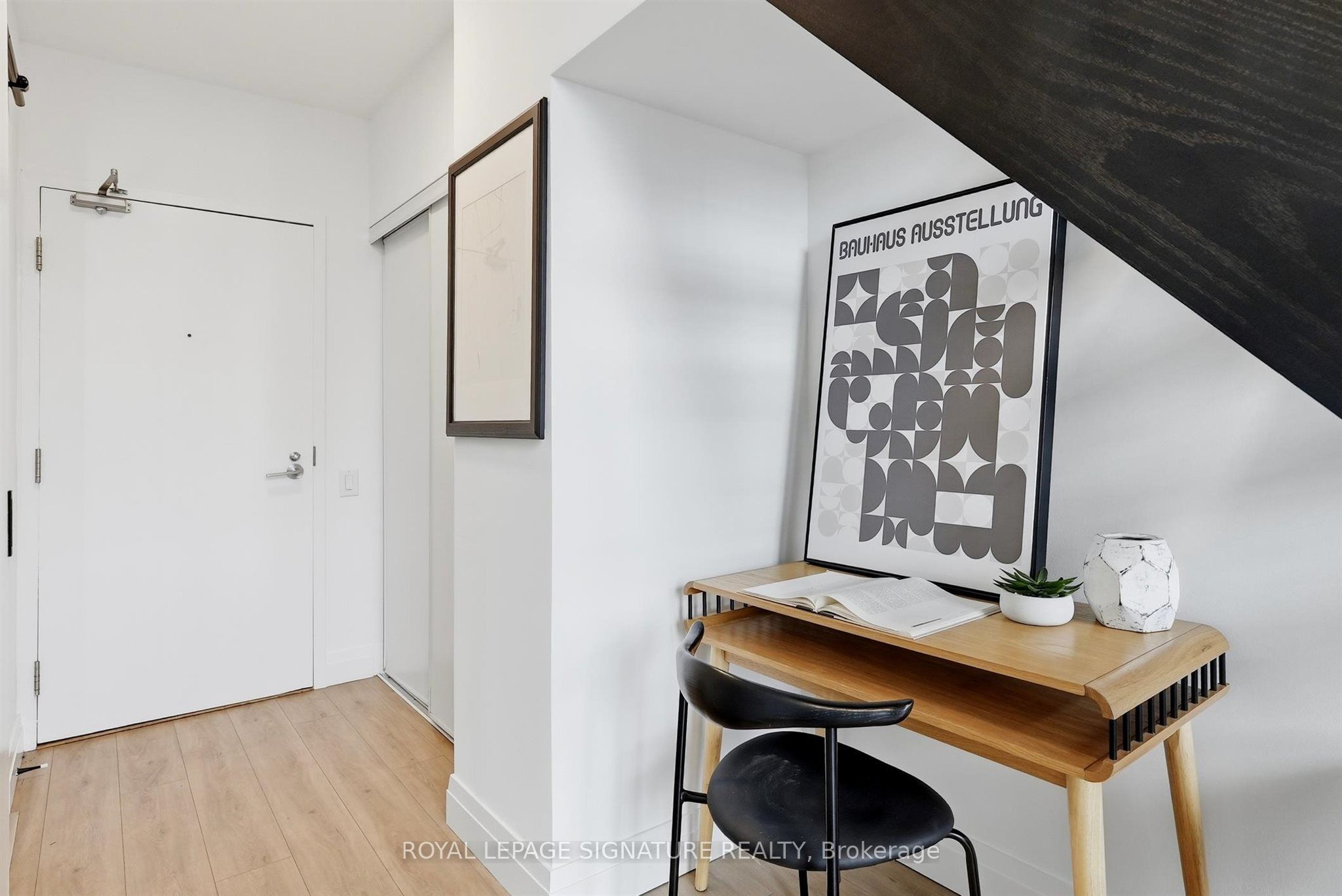 5 Hanna Avenue 532, Toronto, ON M6K 0B3 photo 4