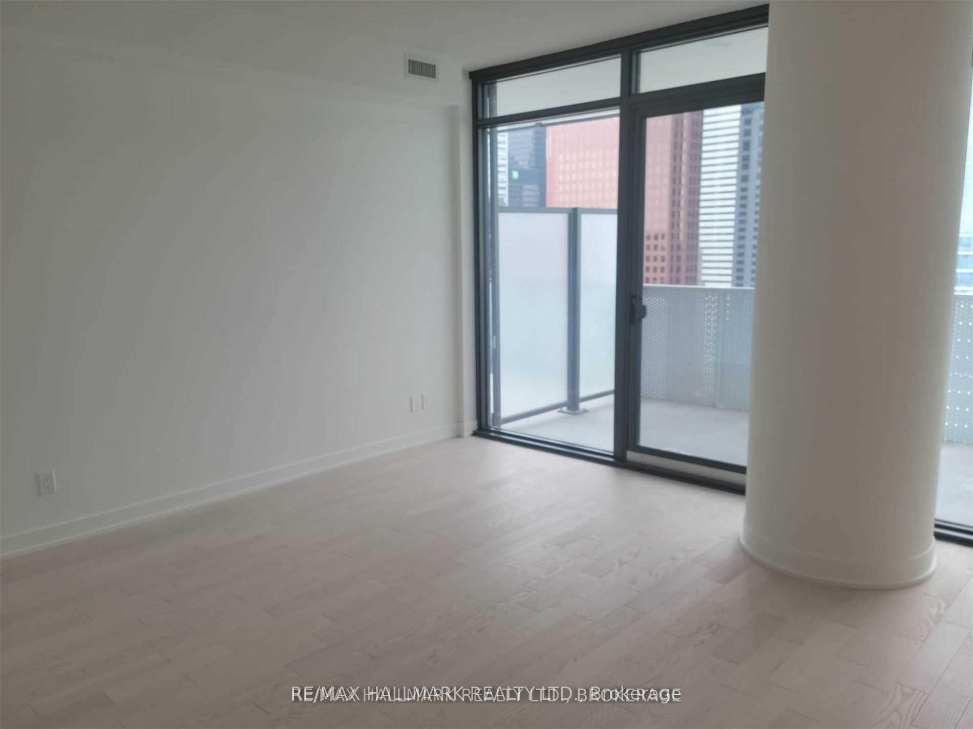 25 Richmond Street E 2306, Toronto, ON M5C 1N7 photo 5