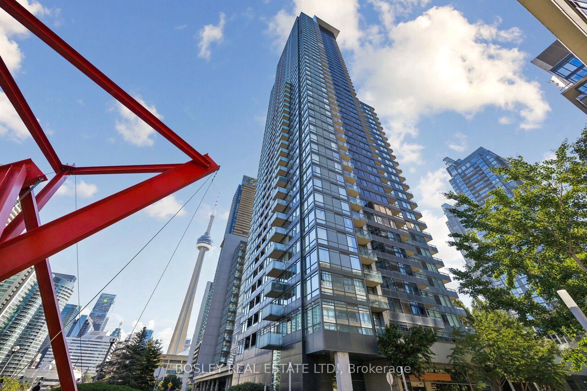 25 Telegram Mews 3902, Toronto, ON M5V 3Z1