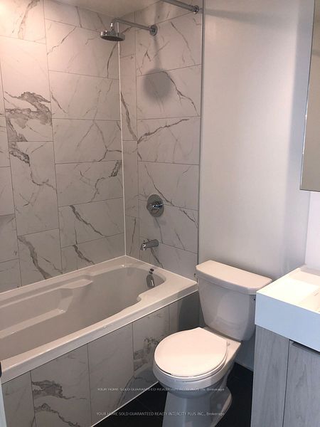 20 Richardson Street 2805, Toronto, ON M5A 0S6 photo 3