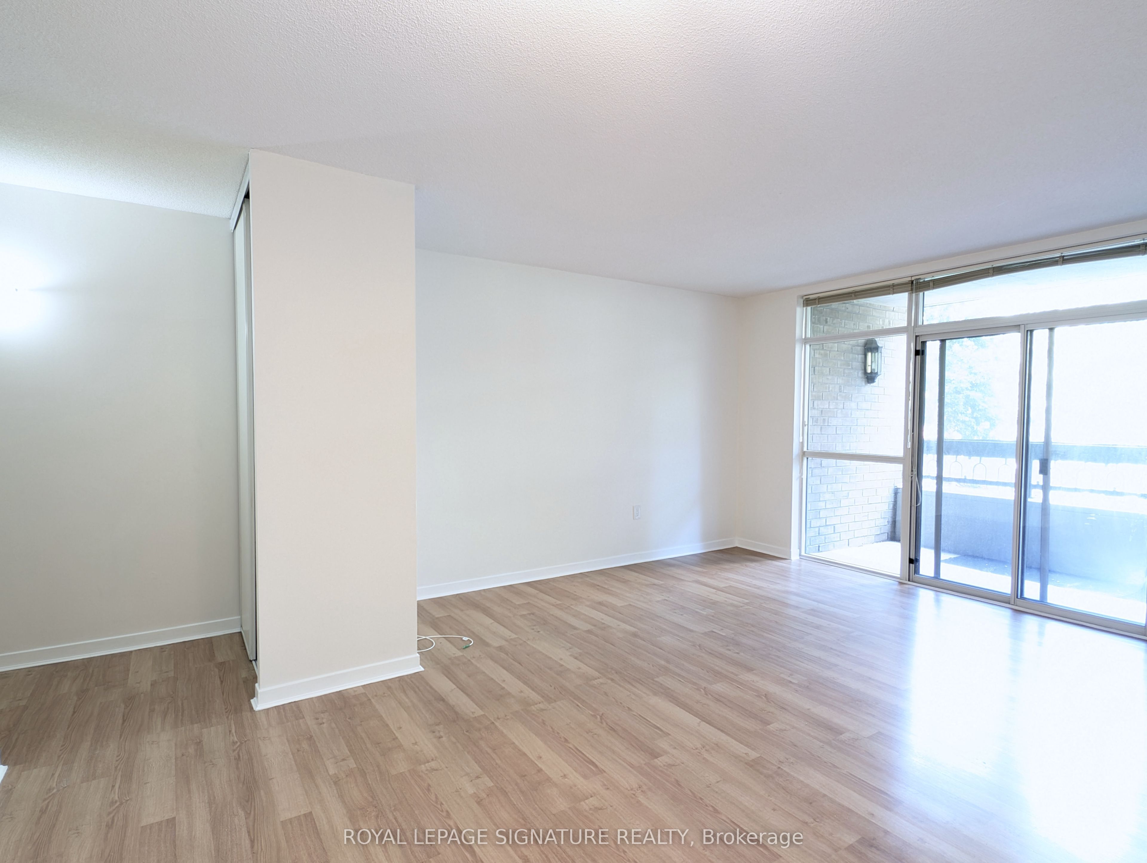 284 Bloor Street W 206, Toronto, ON M5B 2L4 photo 4