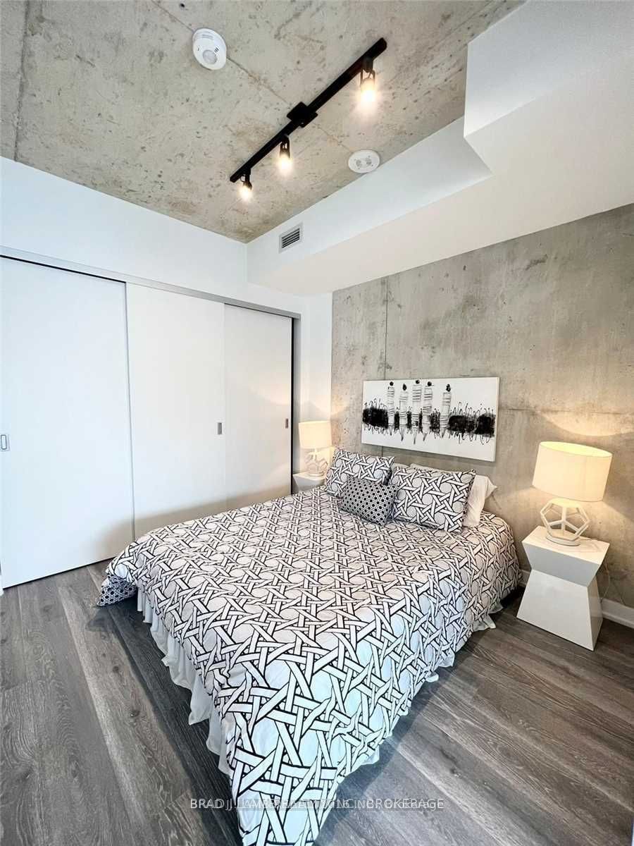 55 Ontario Street 812, Toronto, ON M5A 0T8 photo 4