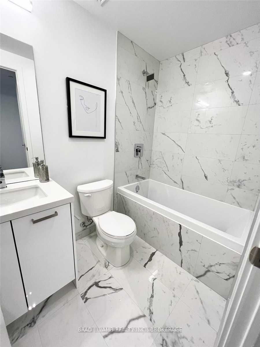 55 Ontario Street 812, Toronto, ON M5A 0T8 photo 5