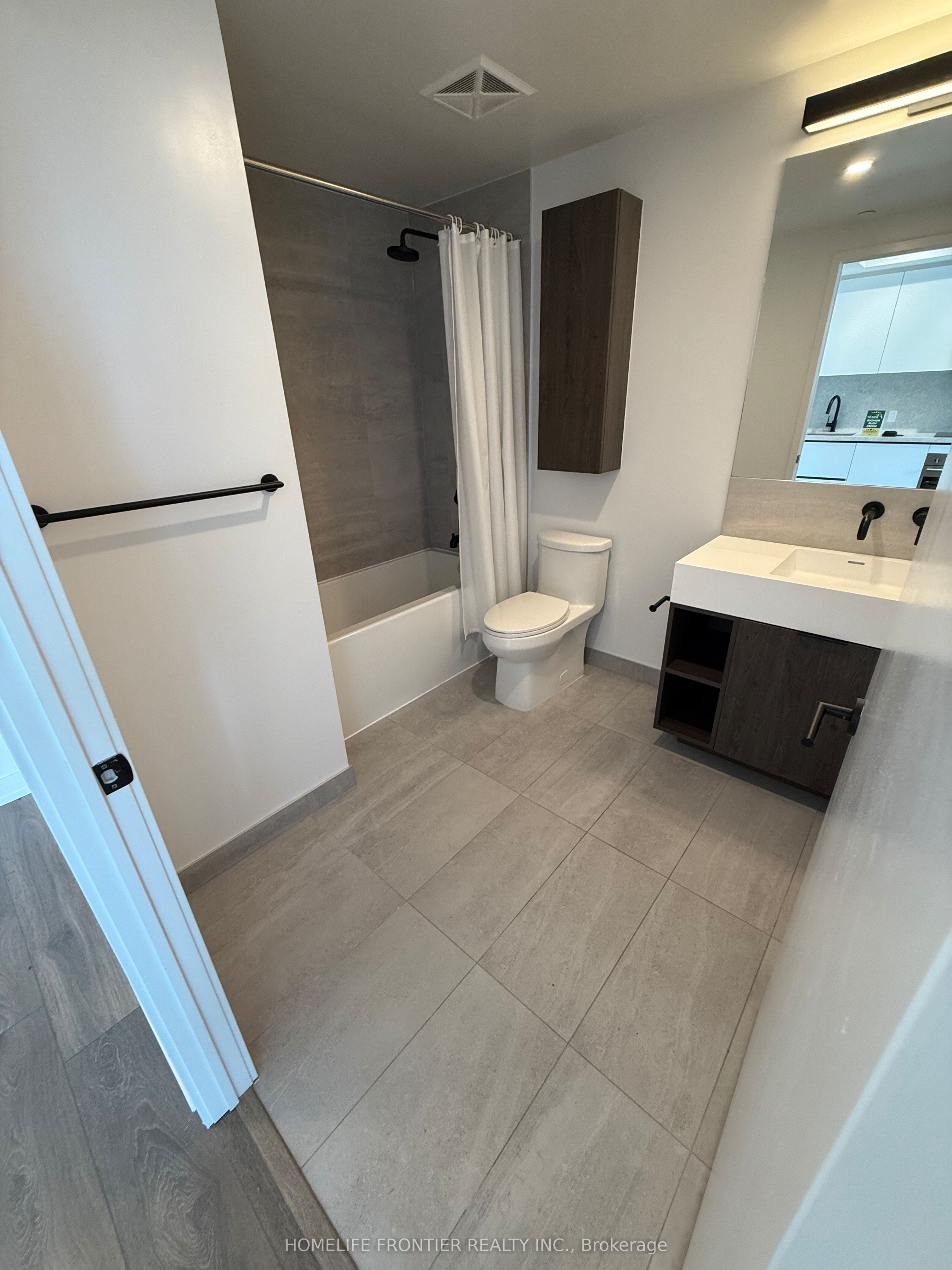 108 Peter Street 4709, Toronto, ON M5V 0W2 photo 3