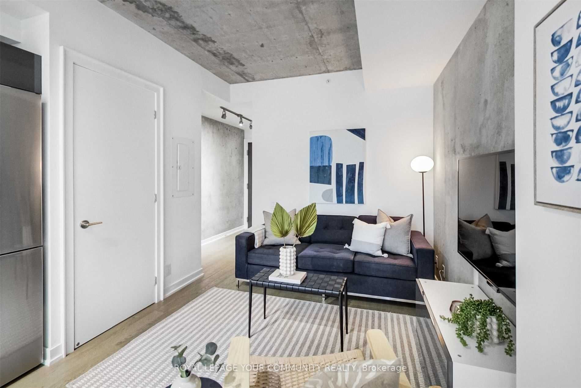 11 Charlotte Street 403, Toronto, ON M5V 2H5