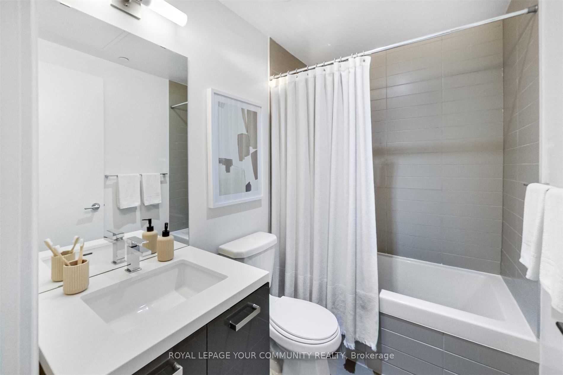 11 Charlotte Street 403, Toronto, ON M5V 2H5 photo 3