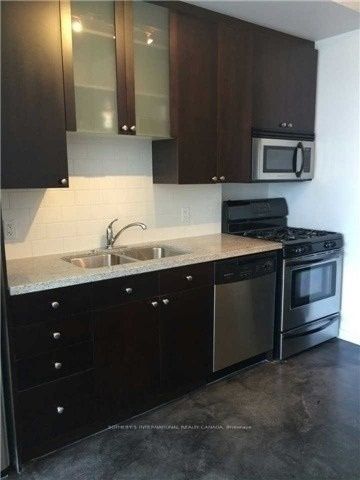 1 Shaw Street 1017, Toronto, ON M6K 0A1 photo 2