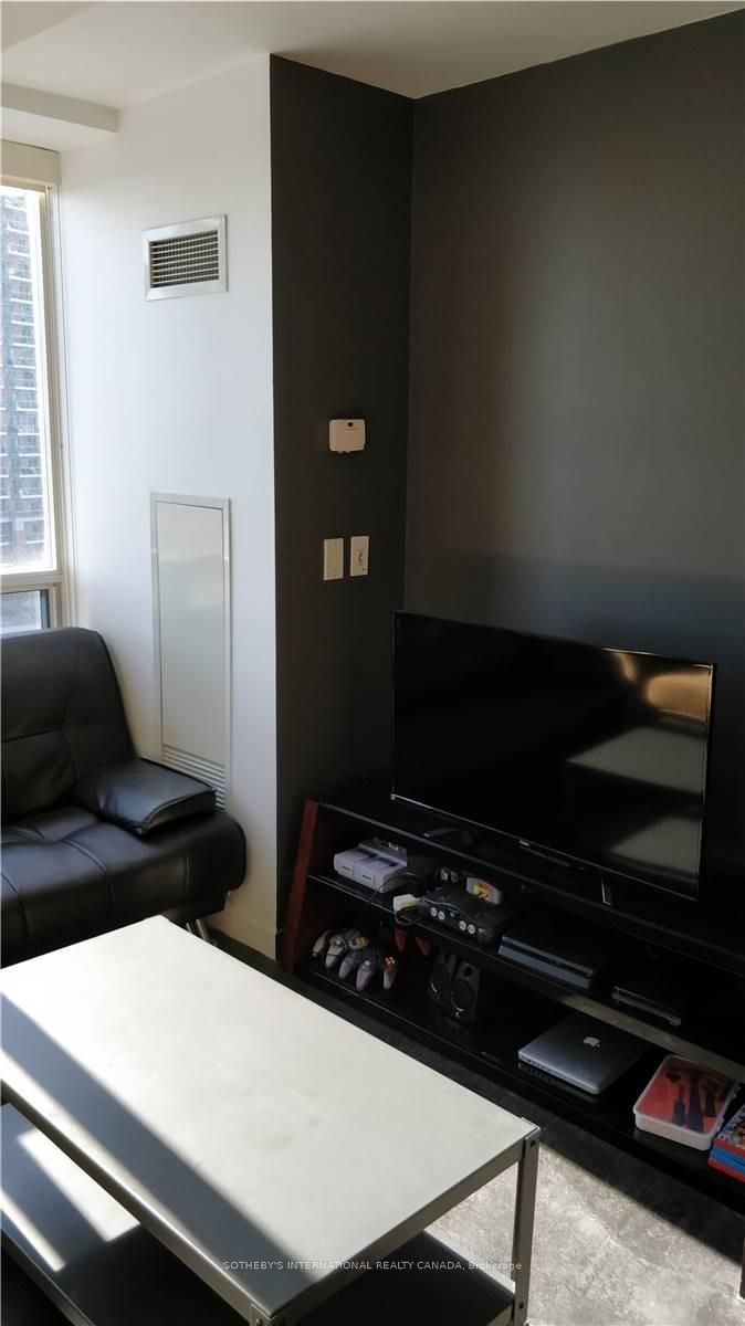 1 Shaw Street 1017, Toronto, ON M6K 0A1 photo 5