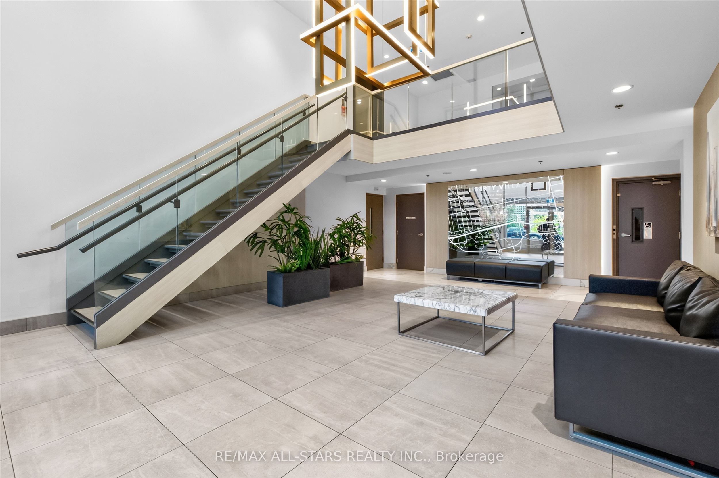 50 Lynn Williams Street 2210, Toronto, ON M6K 3R9 photo 3