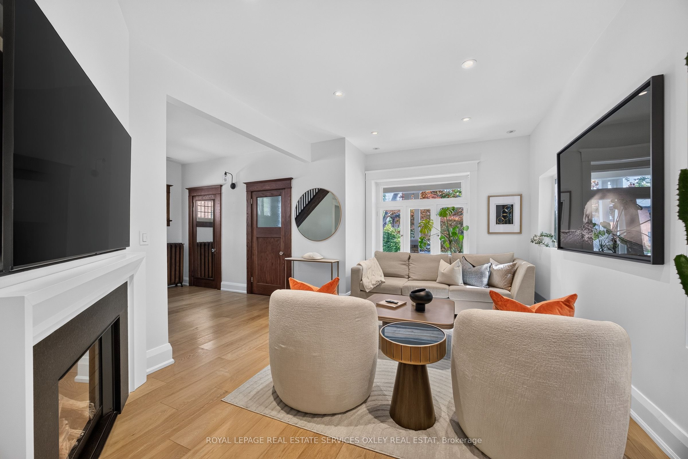 20 Edgewood Crescent, Toronto, ON M4W 3A9 photo 5