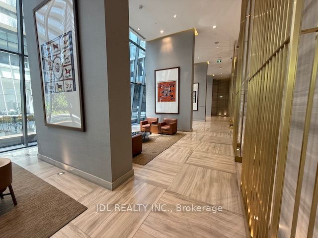 50 Charles Street E 1603, Toronto, ON M4Y 0C3 photo 2
