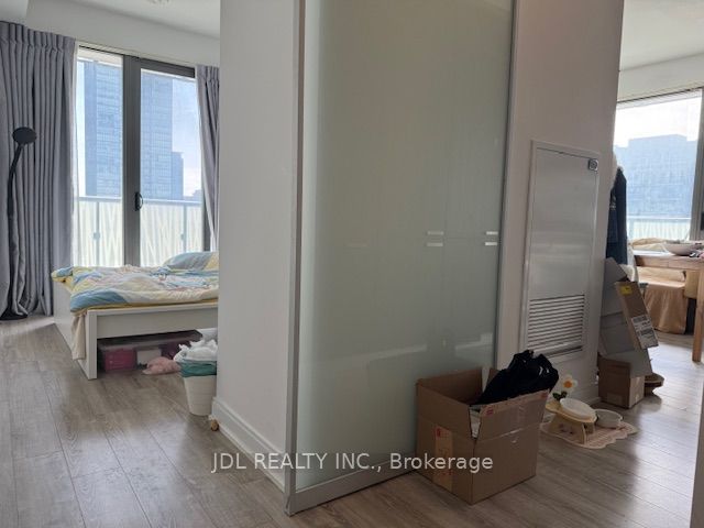 50 Charles Street E 1603, Toronto, ON M4Y 0C3 photo 5