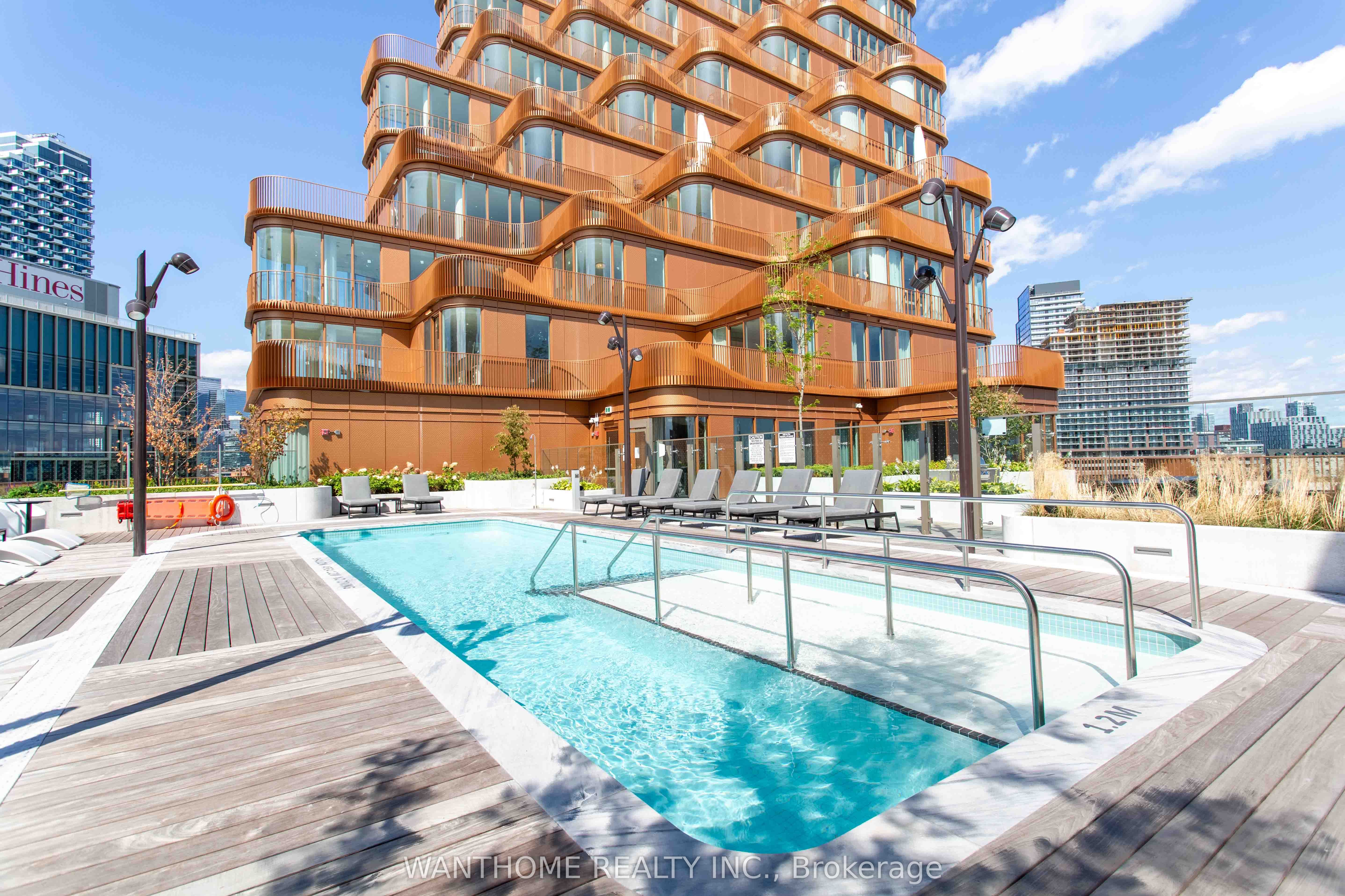 155 Merchants' Wharf LPH 11, Toronto, ON M5A 0Y4 photo 2