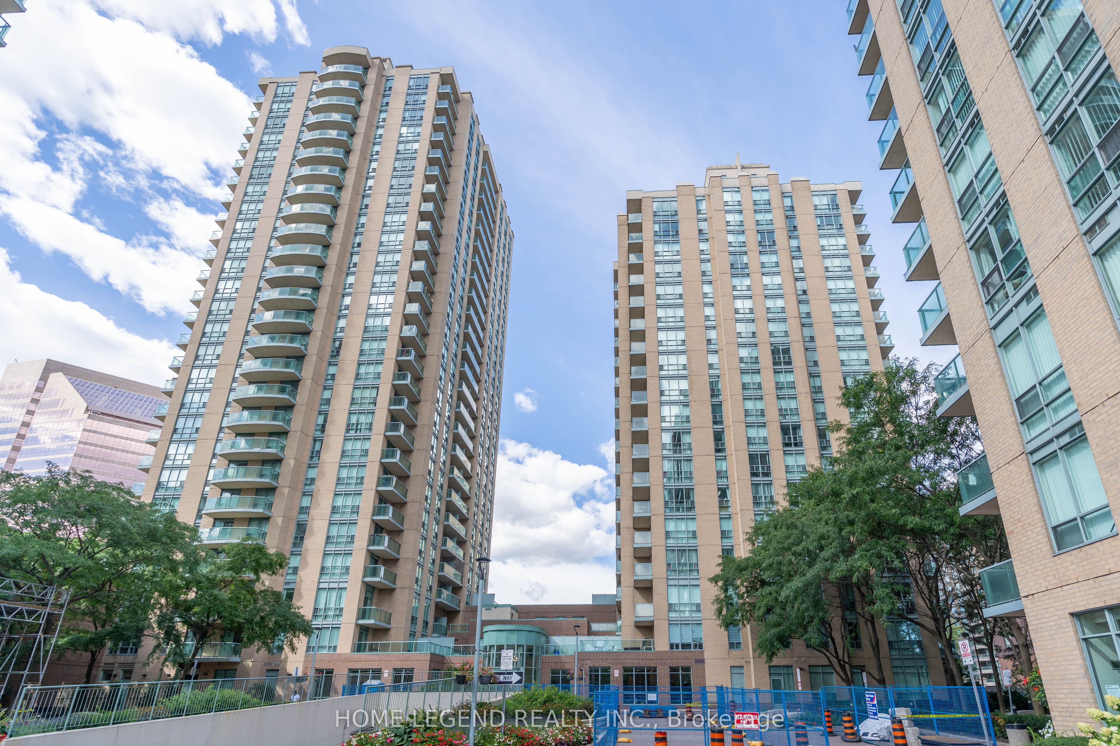 26 Olive Avenue 706, Toronto, ON M2N 7G7
