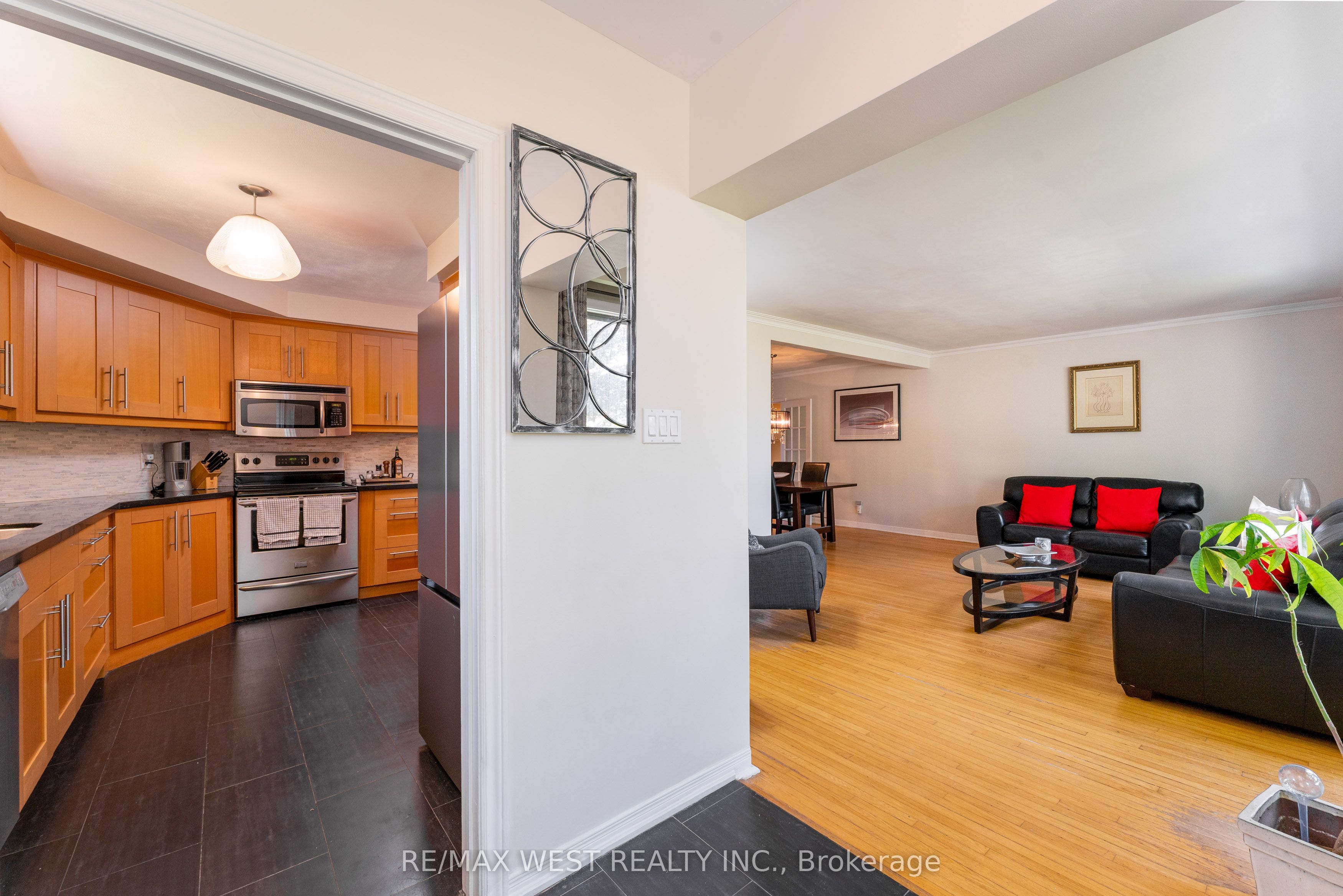 274 Maxwell Street, Toronto, ON M3H 5C3 photo 4
