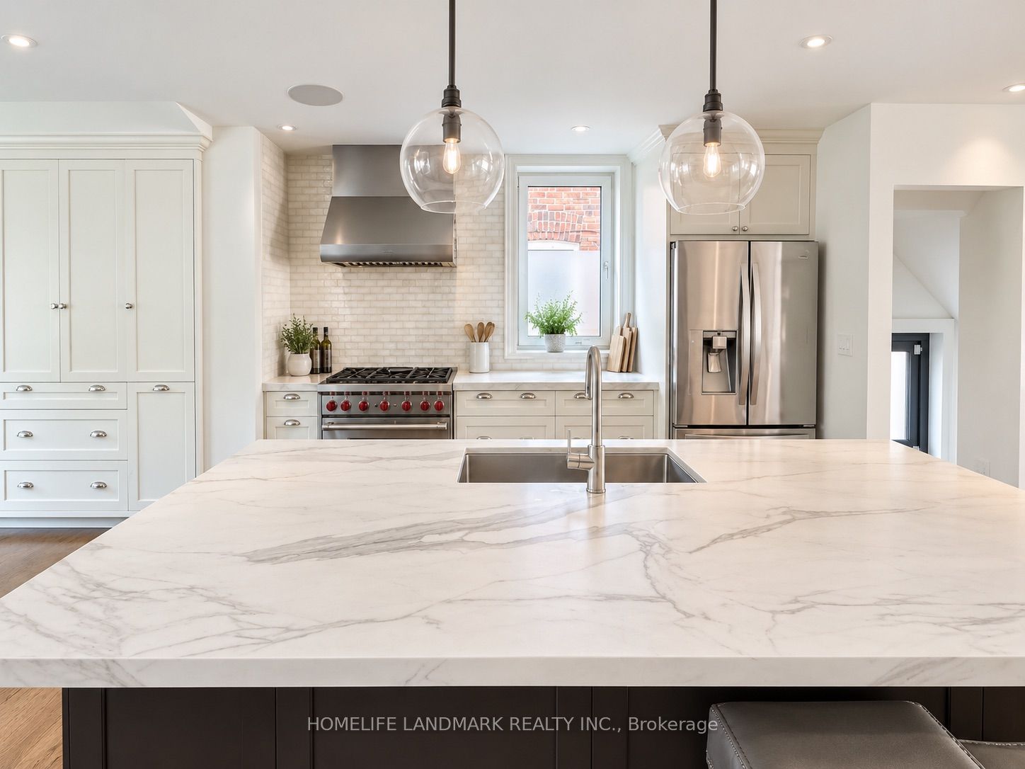 15 Jean Street, Toronto, ON M4W 3A6 photo 5
