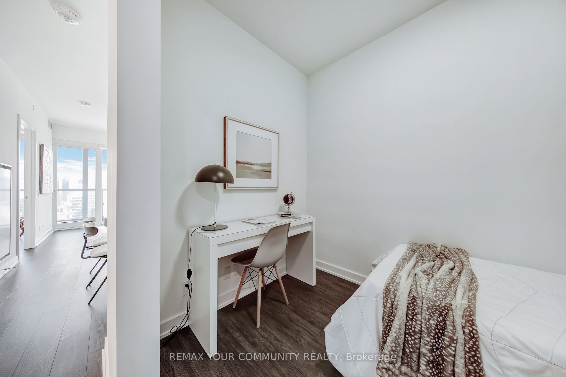 88 Queen St. East Street 5012, Toronto, ON M5C 0B6 photo 4