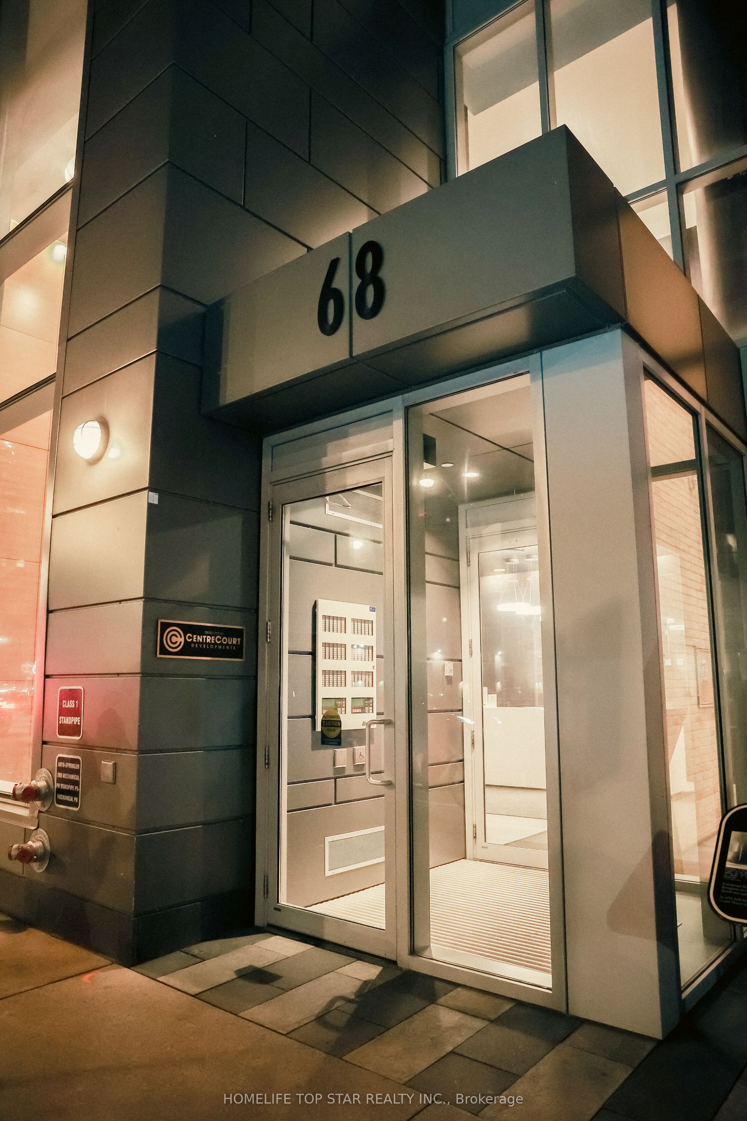 68 N Shuter Street 809, Toronto, ON M5B 0B4 photo 2